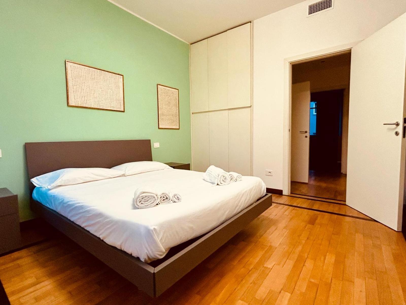 Апартаменти Kibilu - Via Medaglie D'Oro Centro Citta Con Parcheggio Варезе Екстер'єр фото