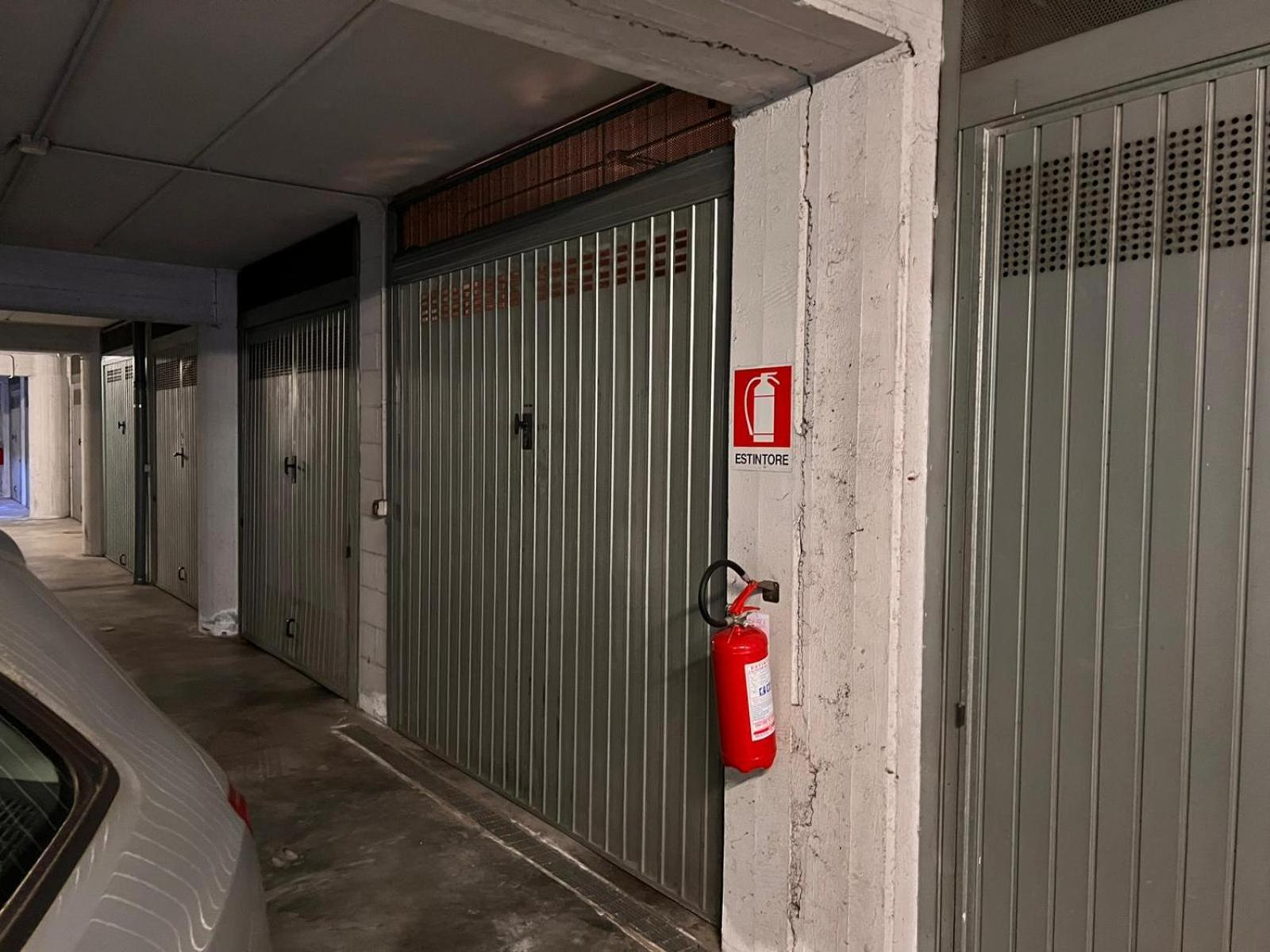 Апартаменти Kibilu - Via Medaglie D'Oro Centro Citta Con Parcheggio Варезе Екстер'єр фото